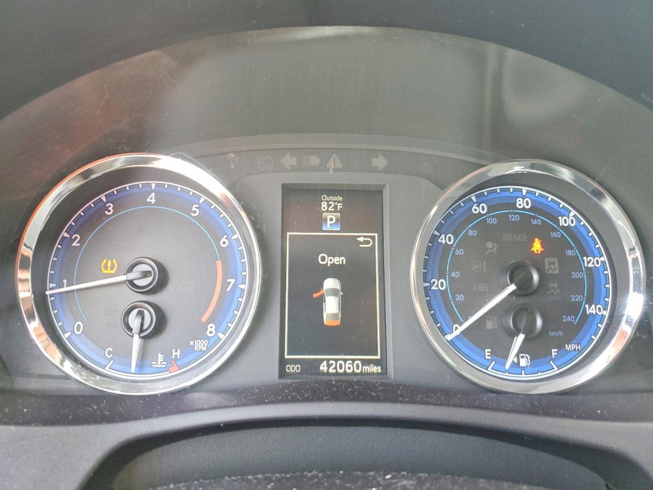 2019 TOYOTA COROLLA