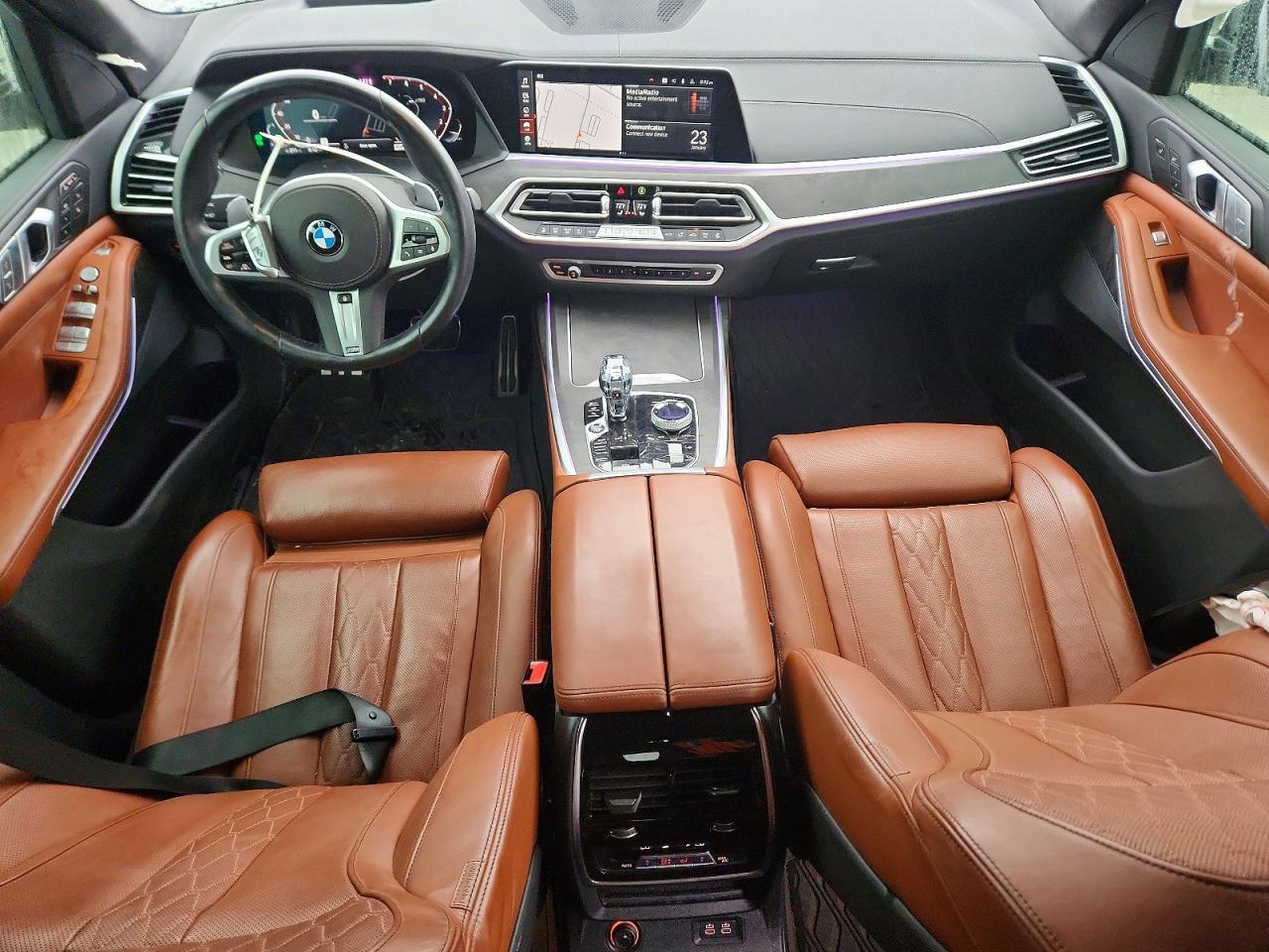 2022 BMW X7