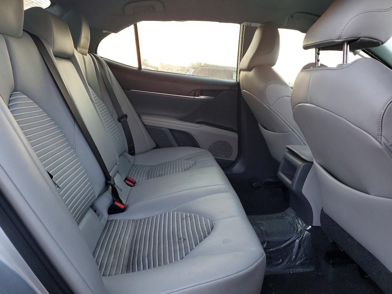 2019 TOYOTA CAMRY