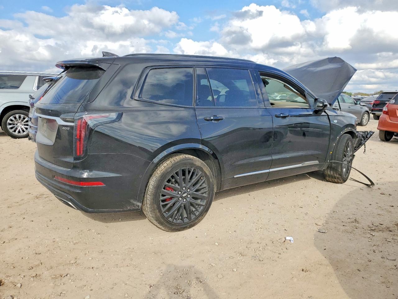 2024 CADILLAC XT6