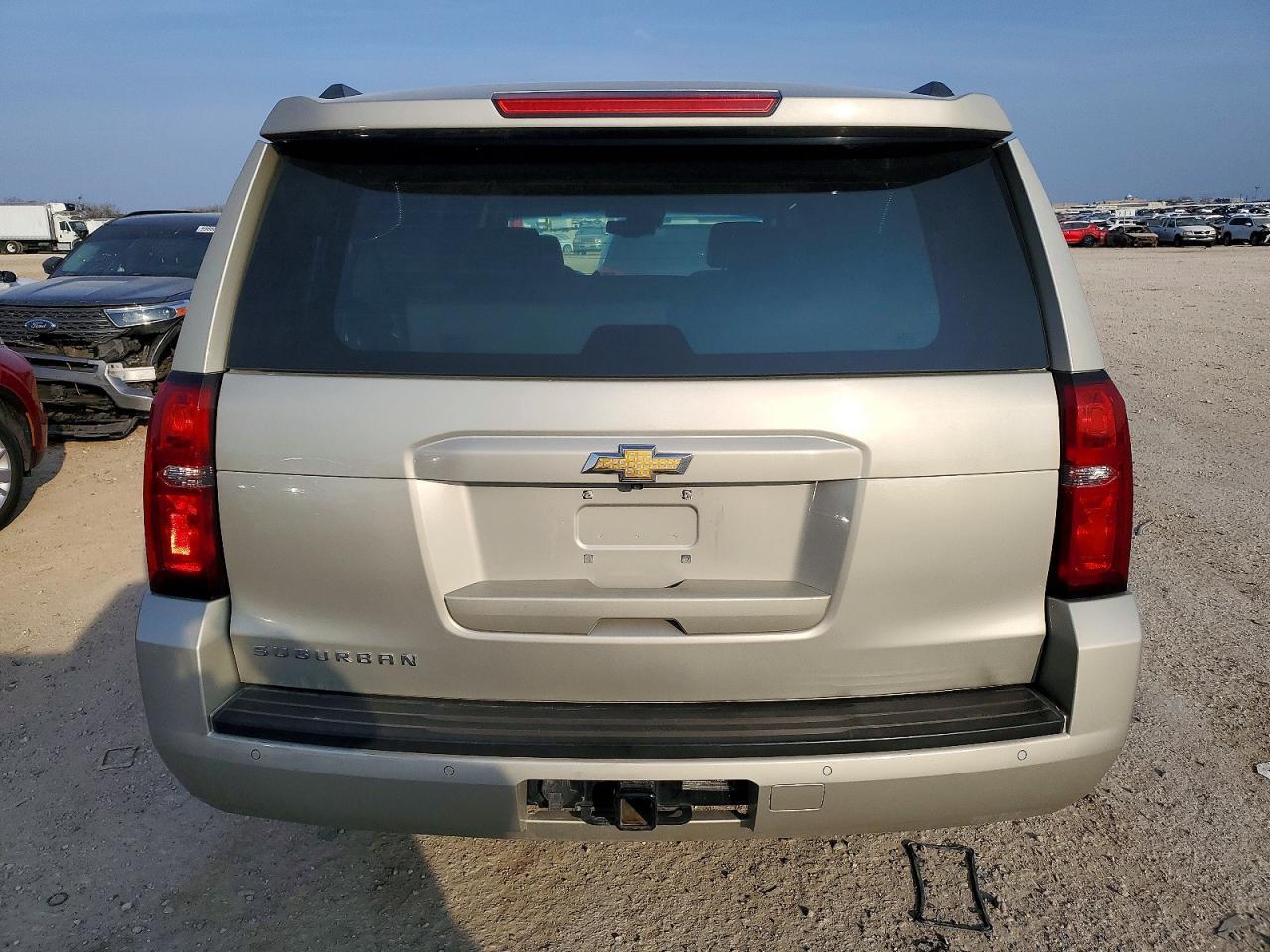 2015 CHEVROLET Suburban
