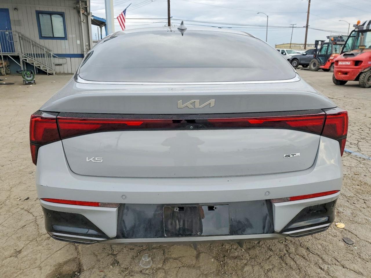 2025 KIA K5