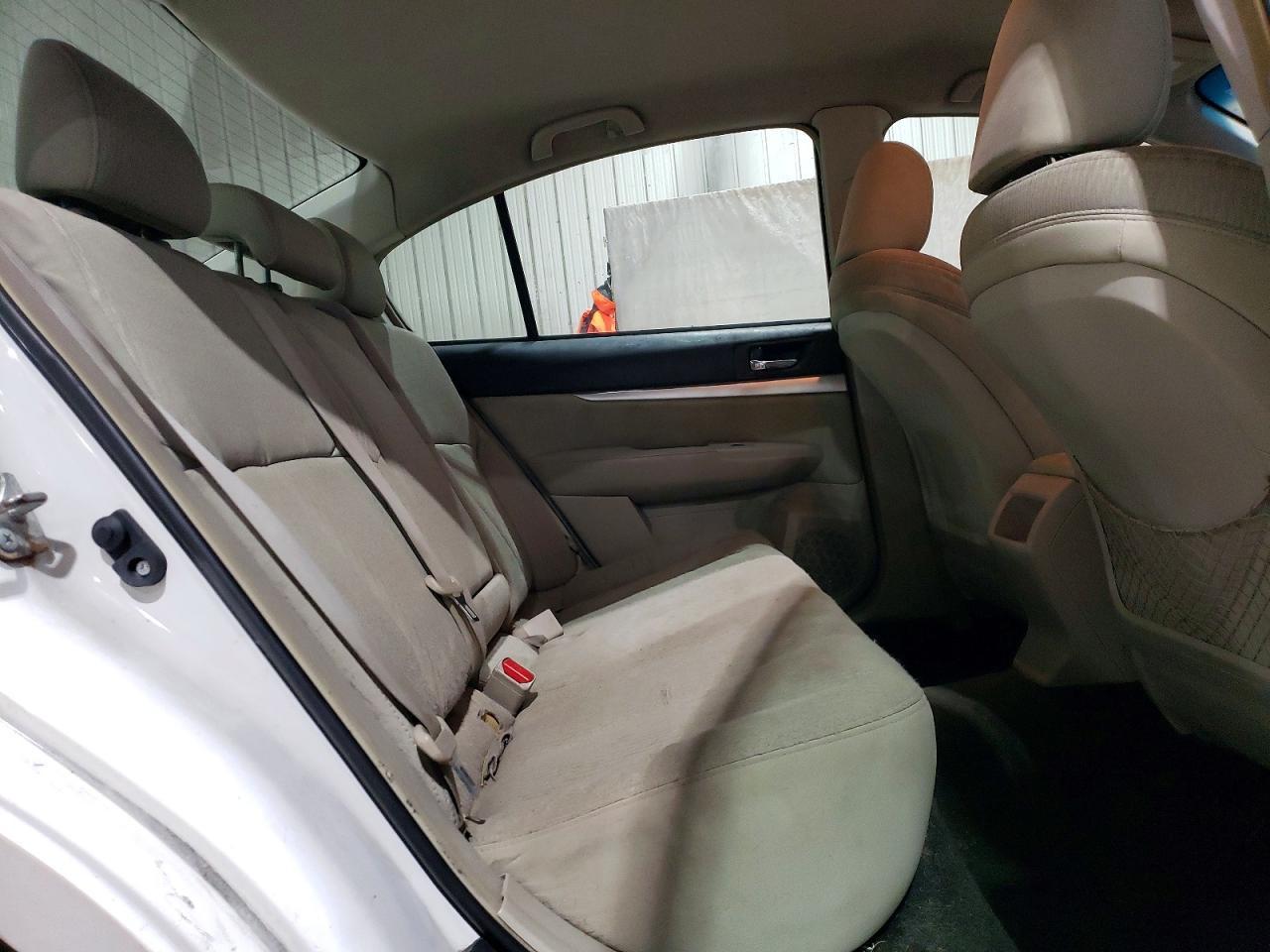 2012 SUBARU Legacy