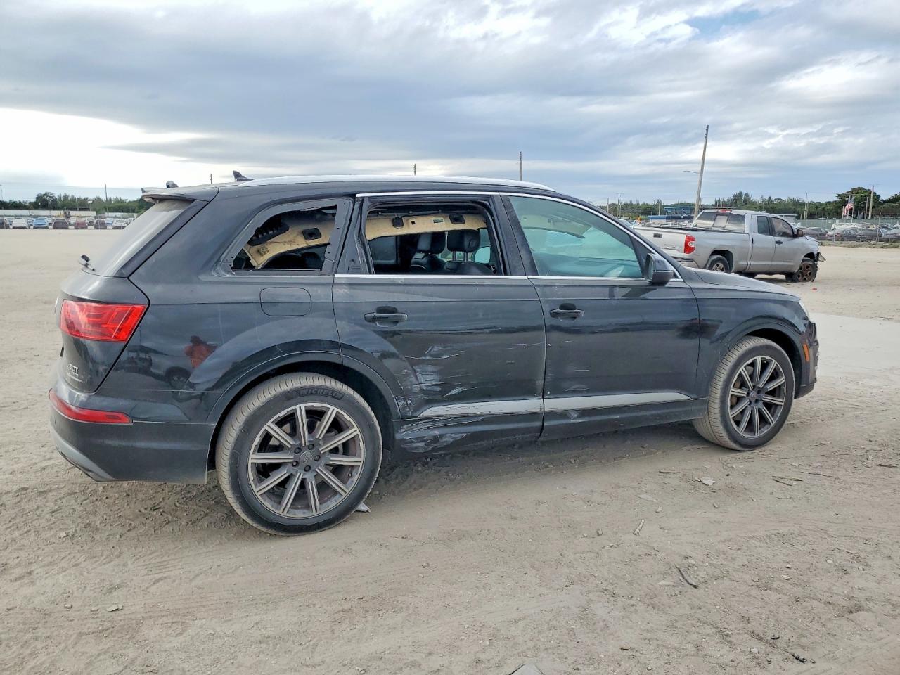 2017 AUDI Q7