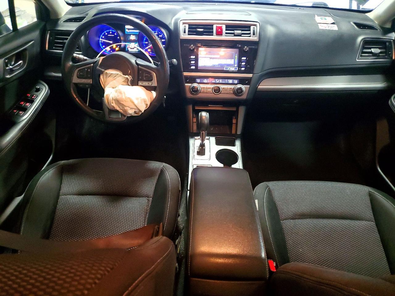 2017 SUBARU Outback