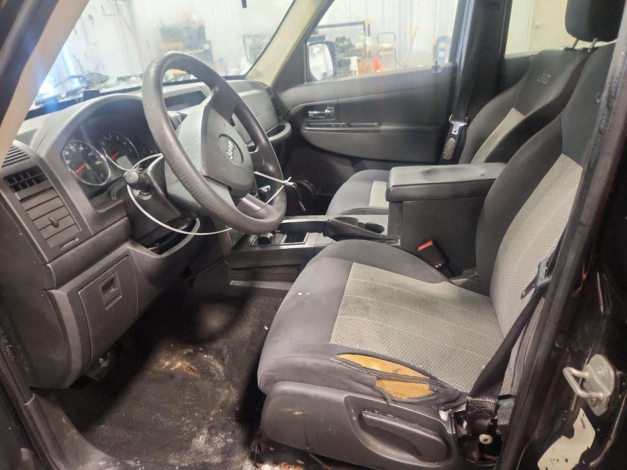 2009 JEEP Liberty