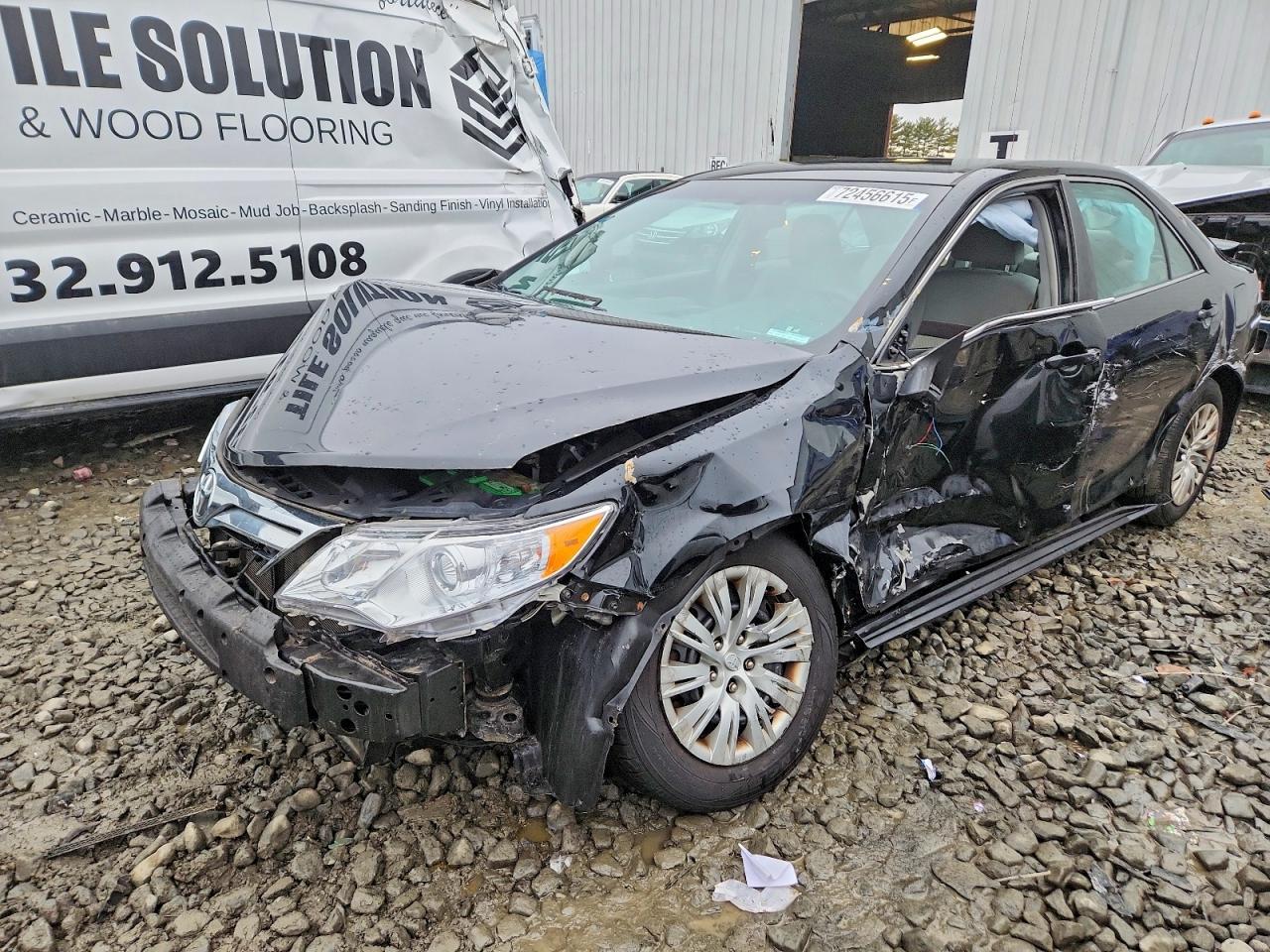 2014 TOYOTA CAMRY