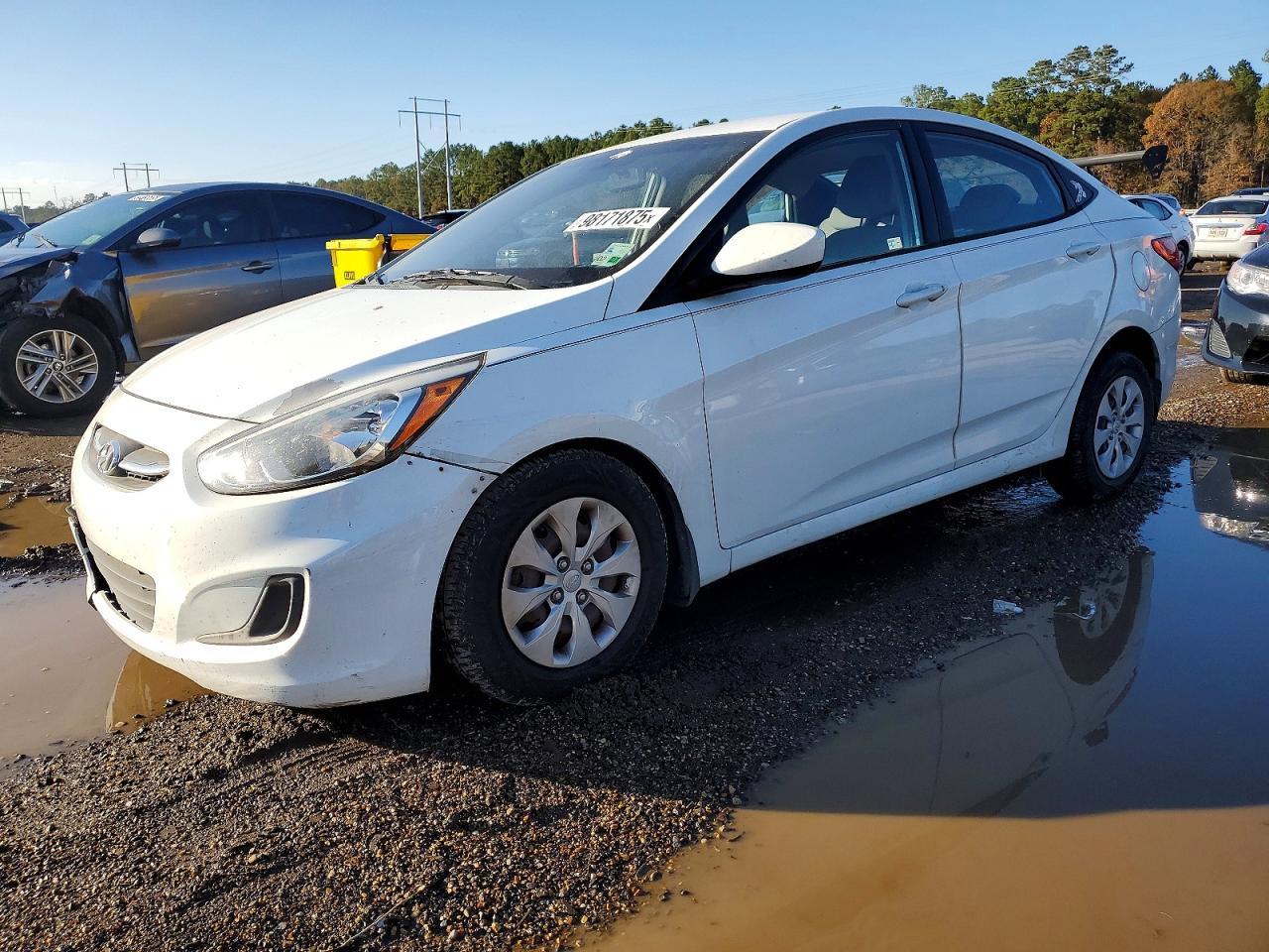 2015 HYUNDAI ACCENT