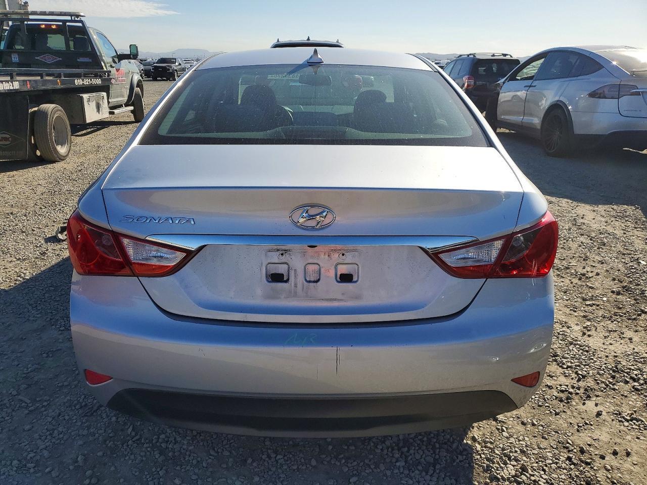 2014 HYUNDAI SONATA