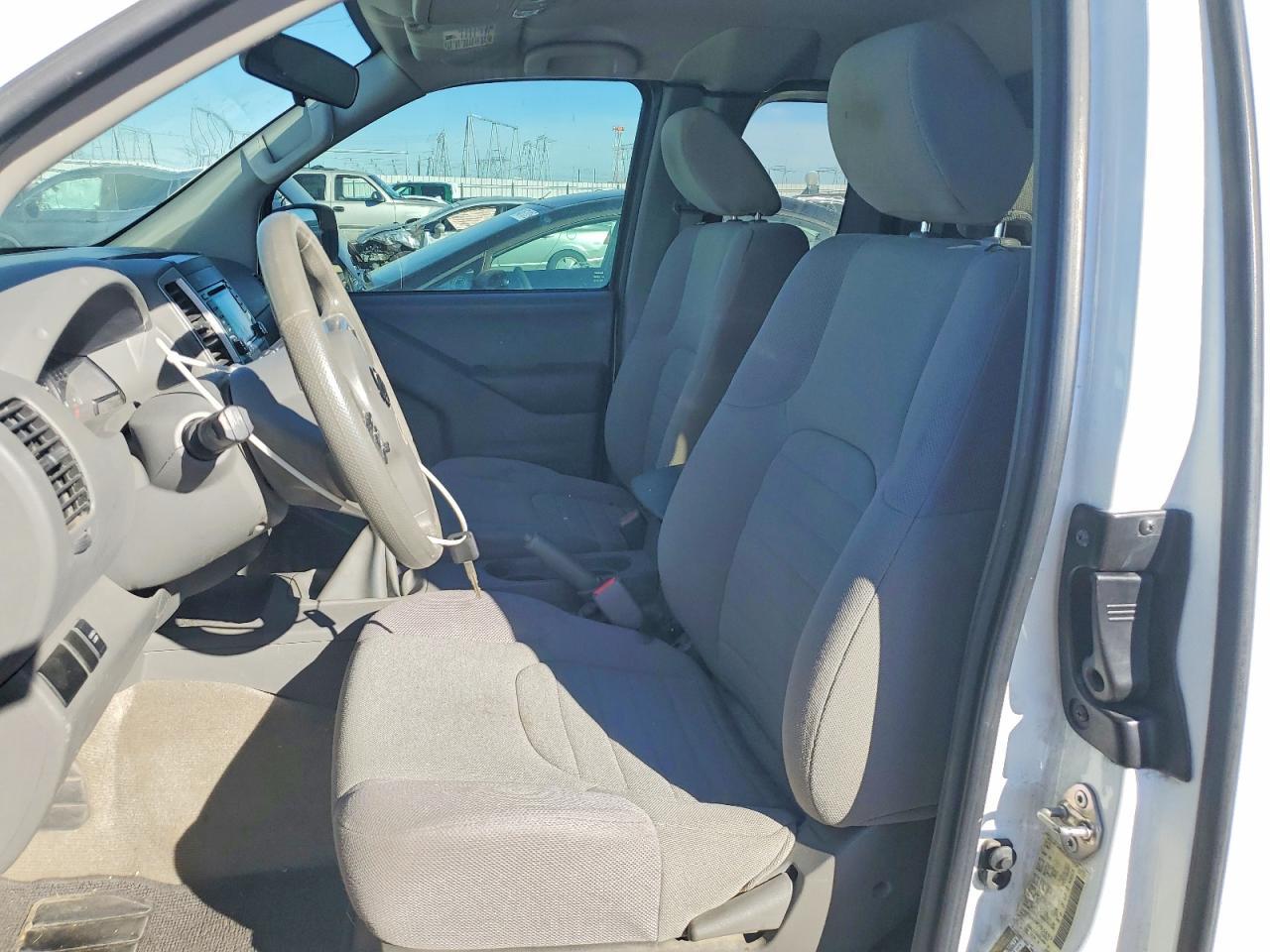 2017 NISSAN Frontier