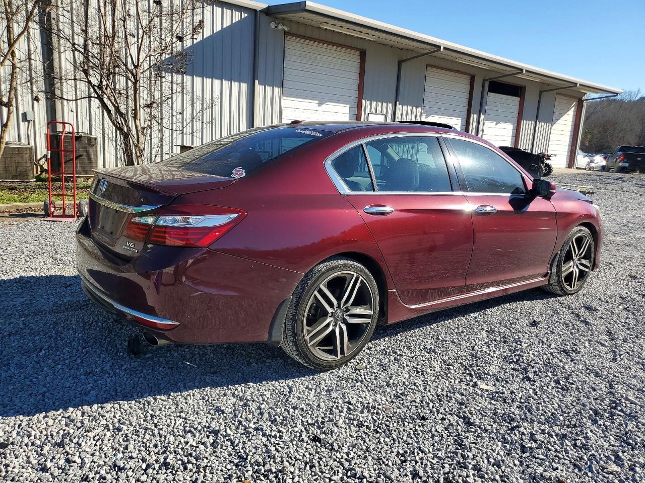 2017 HONDA ACCORD