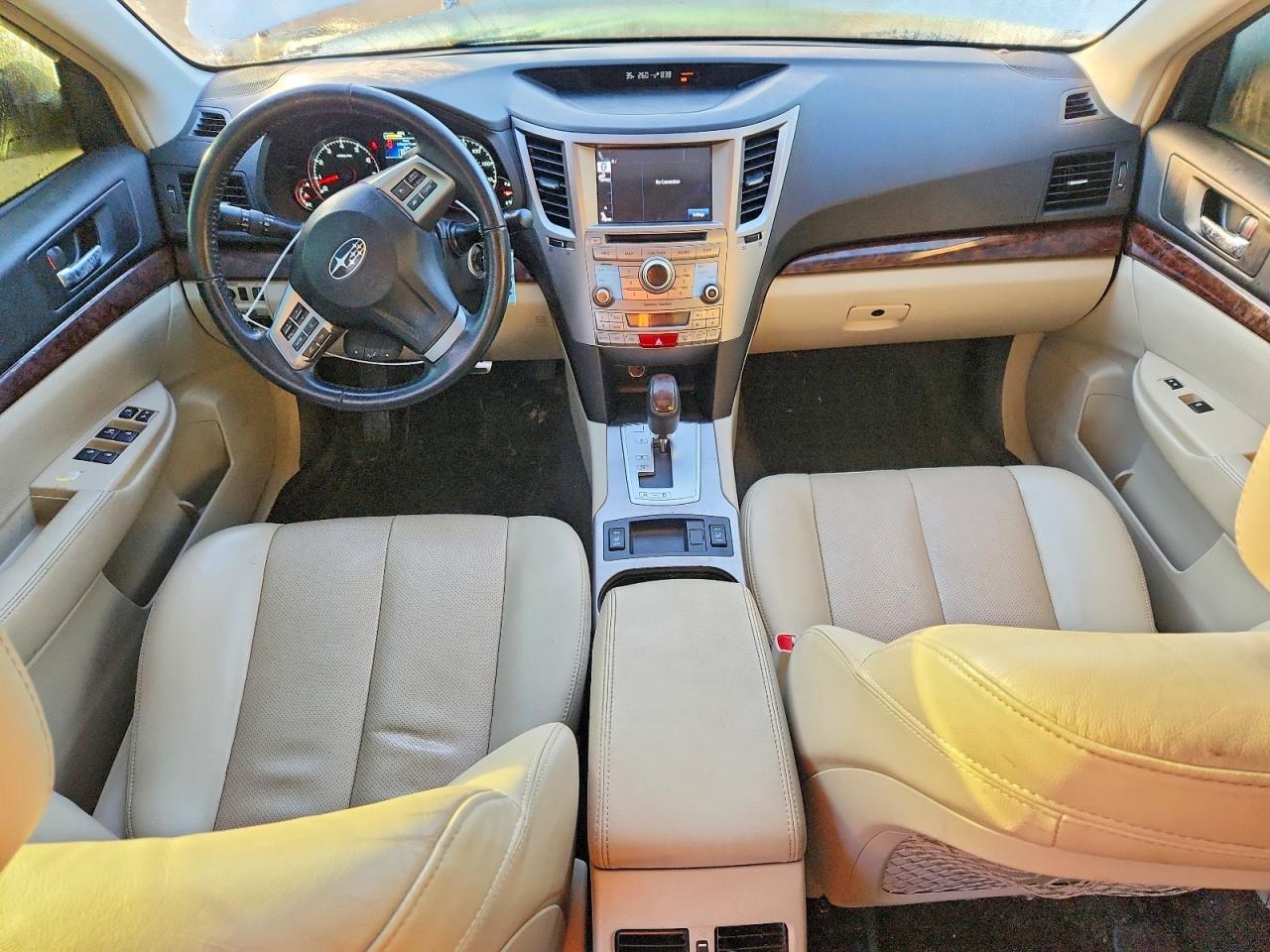 2014 SUBARU Legacy