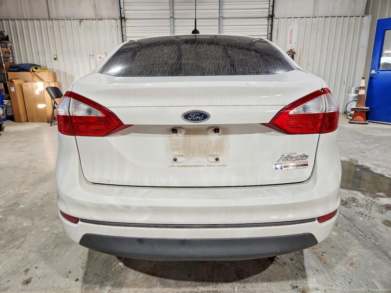 2015 FORD Fiesta