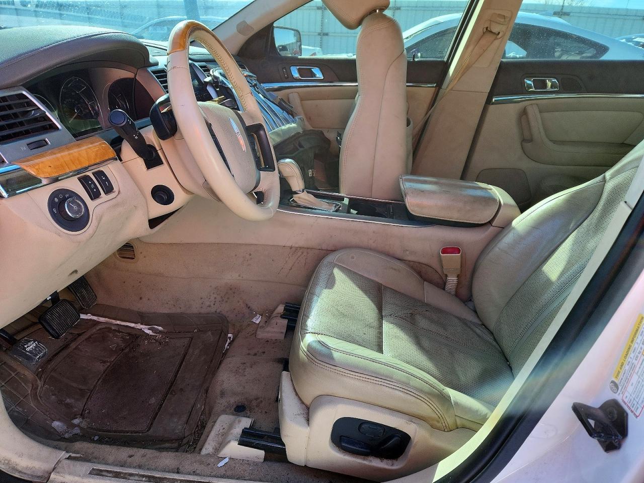 2011 LINCOLN MKS