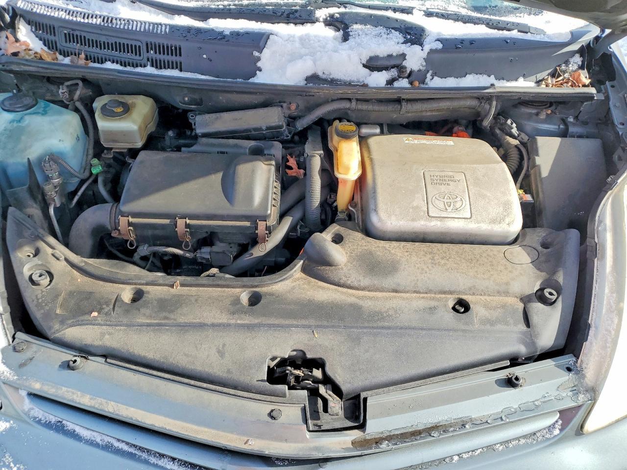 2004 TOYOTA PRIUS
