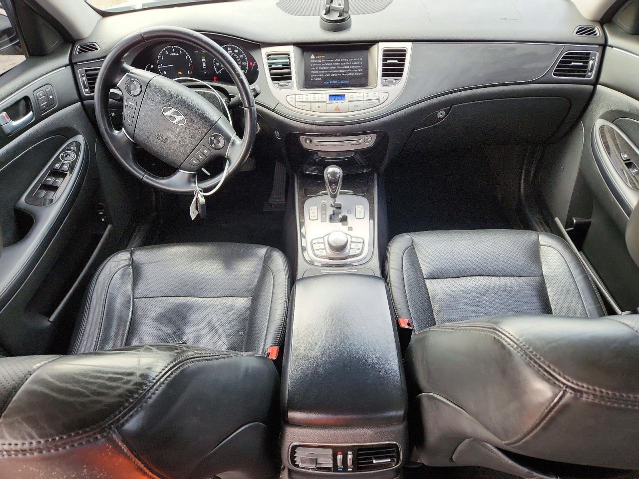 2012 HYUNDAI GENESIS