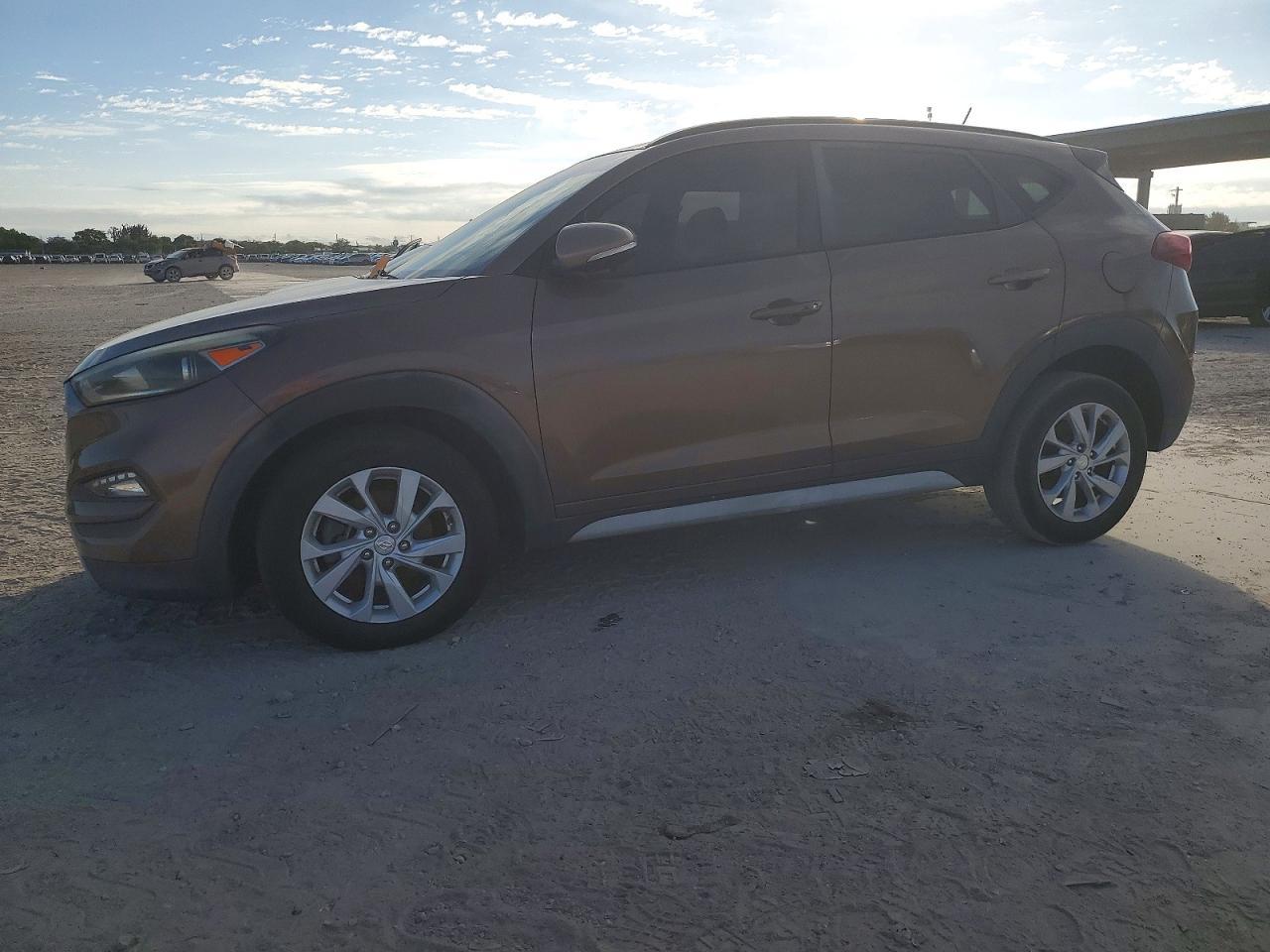 2017 HYUNDAI TUCSON