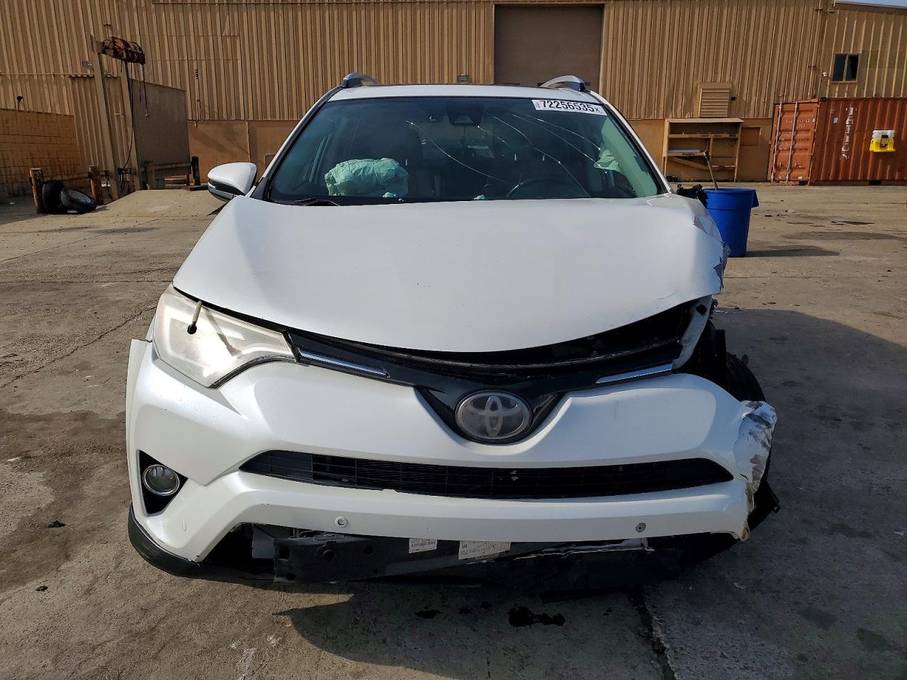 2016 TOYOTA RAV4