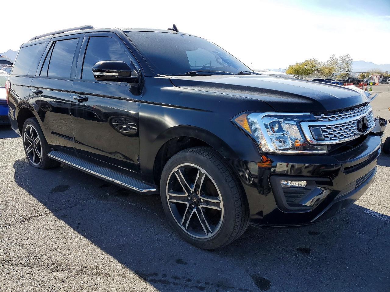 2018 FORD Expedition