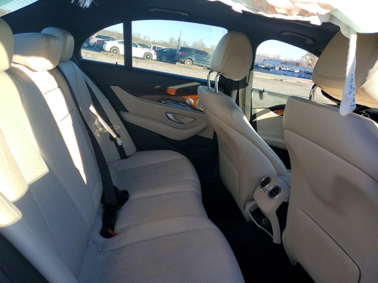 2017 MERCEDES-BENZ E-Class