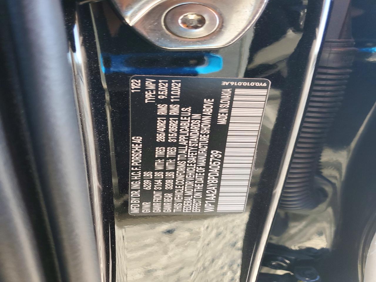 2023 PORSCHE CAYENNE
