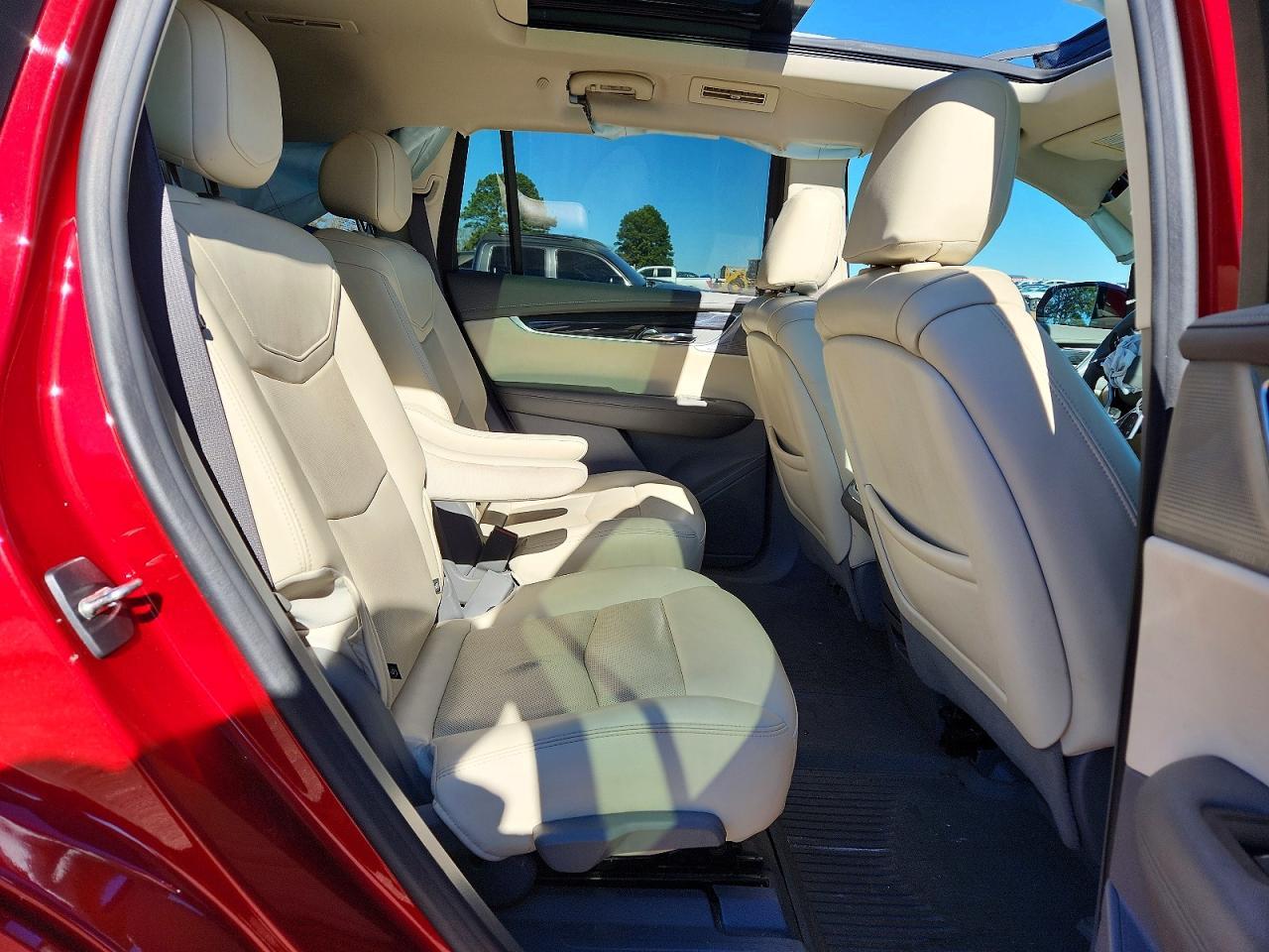 2021 CADILLAC XT6