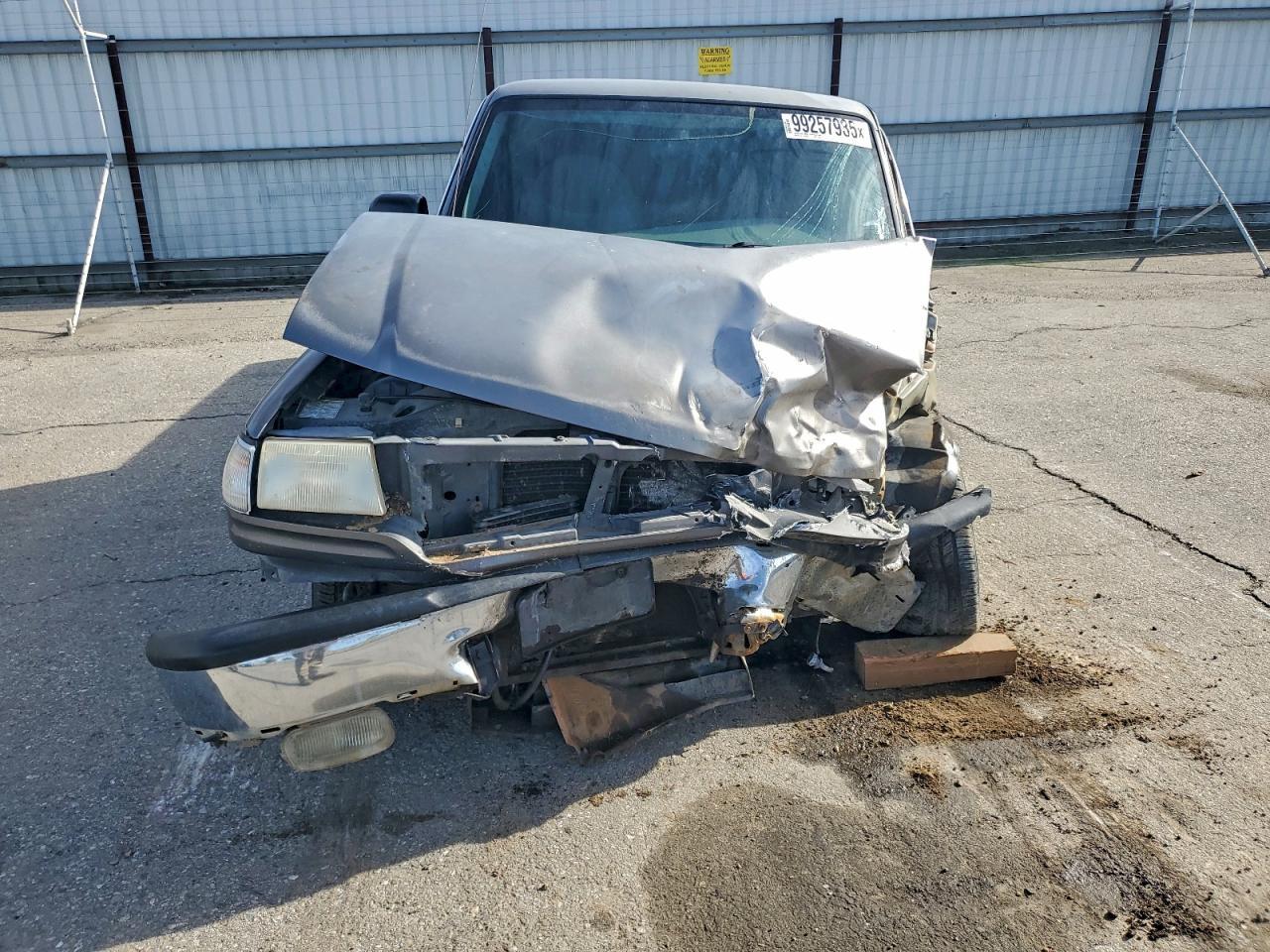 1999 MAZDA B4000