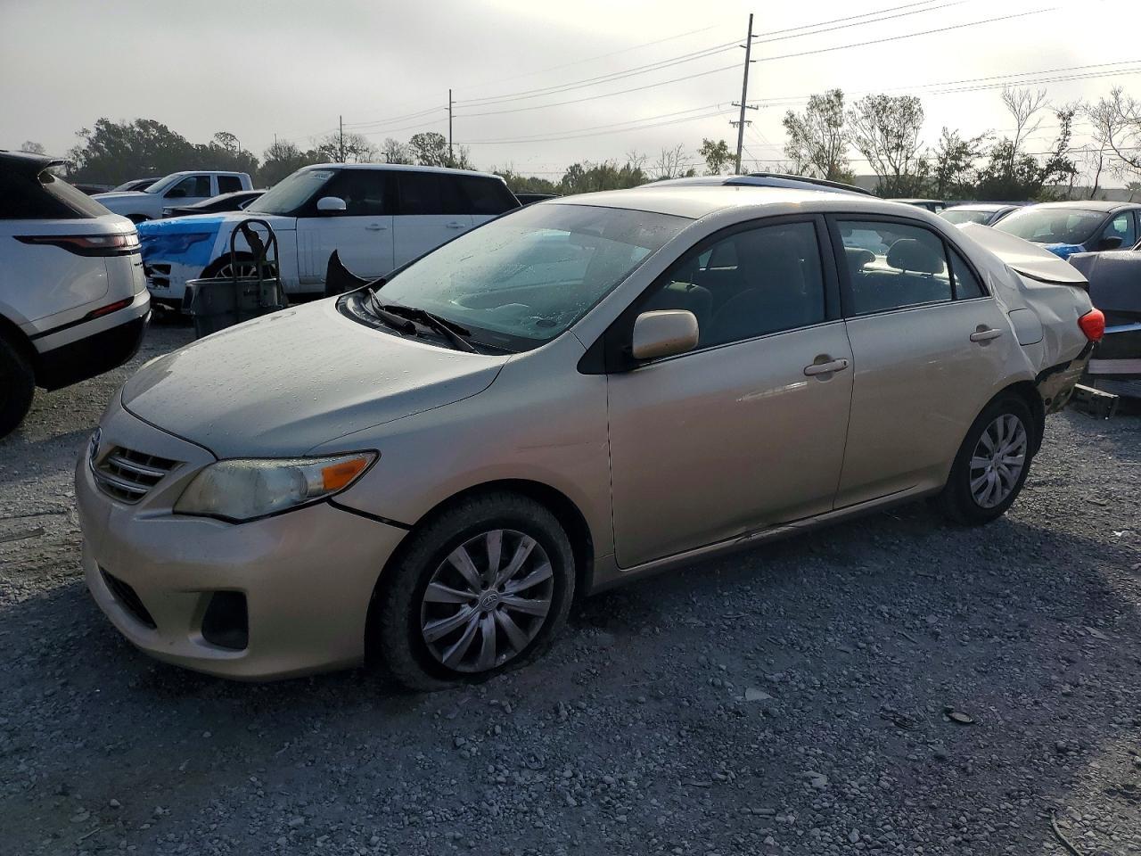 2013 TOYOTA COROLLA