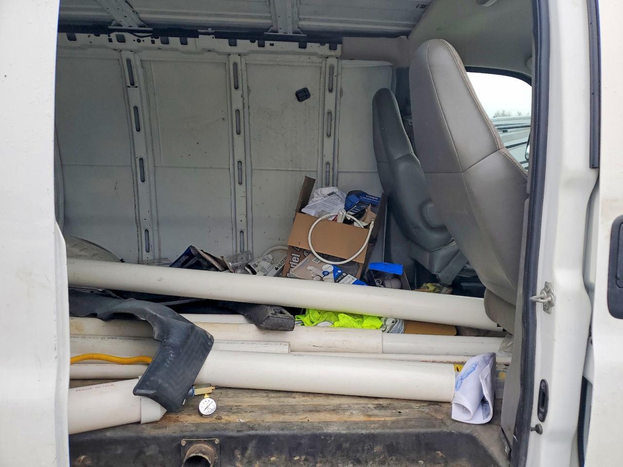 2006 CHEVROLET EXPRESS 2500