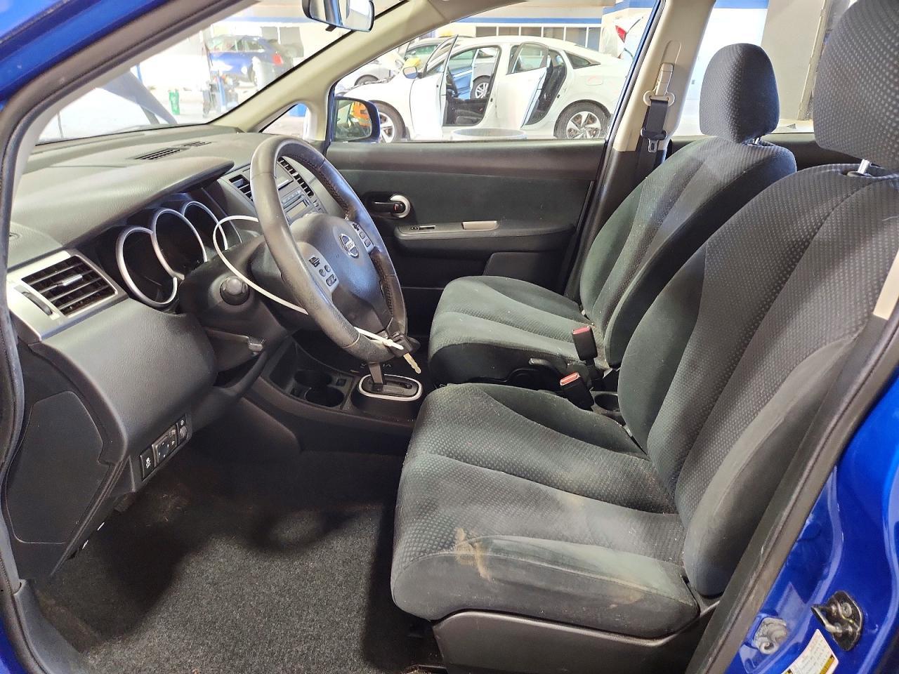 2012 NISSAN VERSA