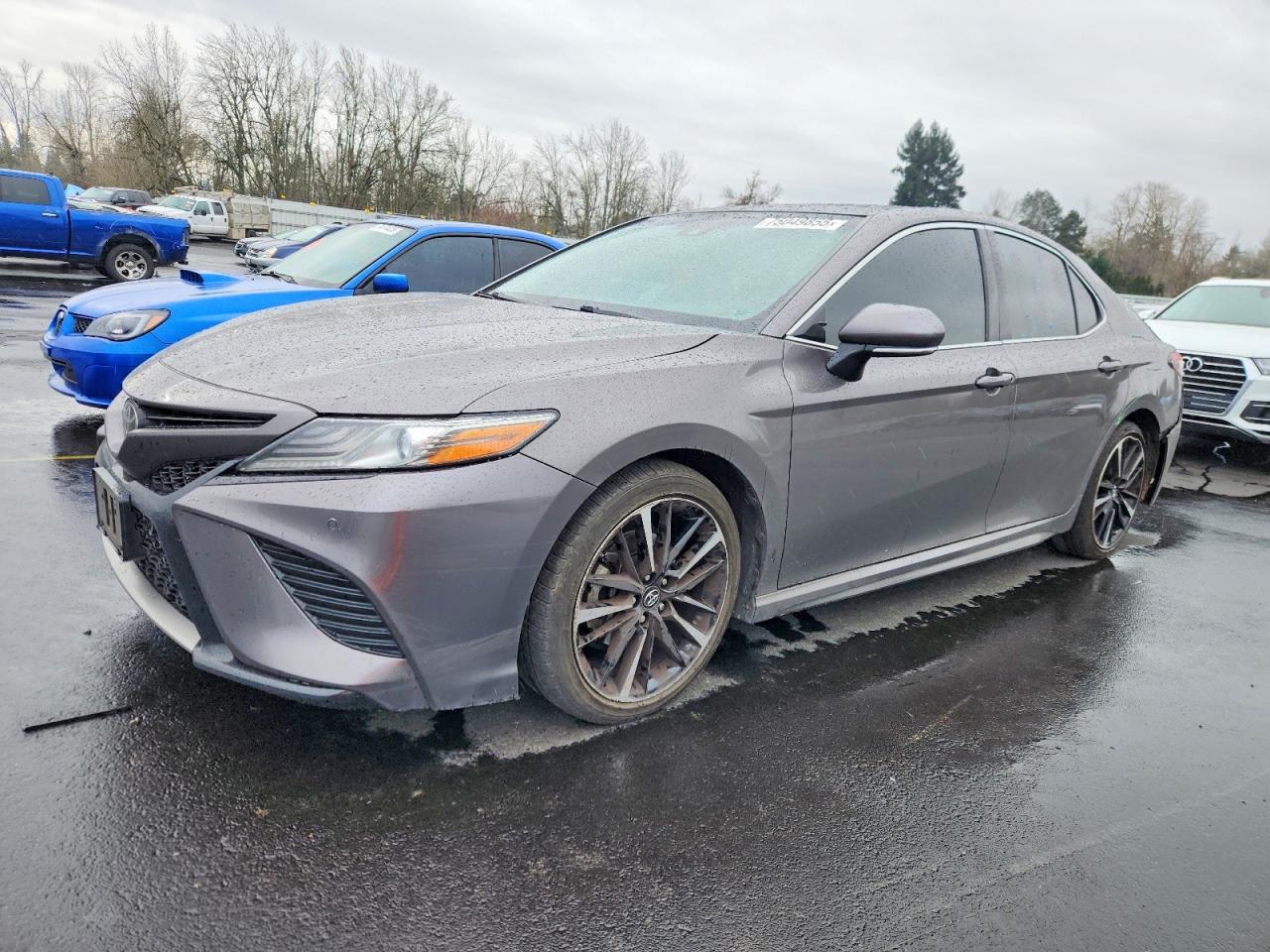 2018 TOYOTA CAMRY