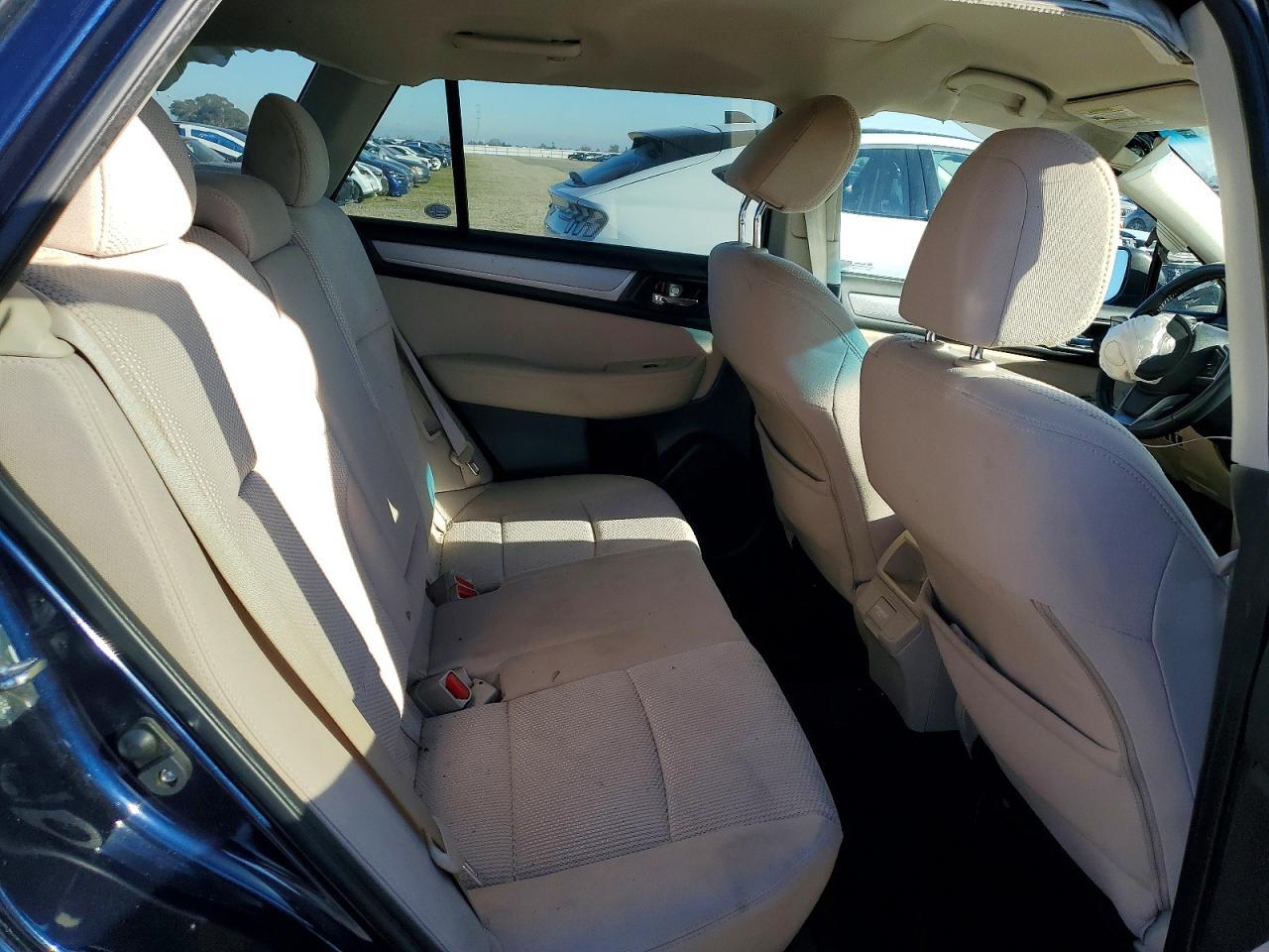 2018 SUBARU Outback