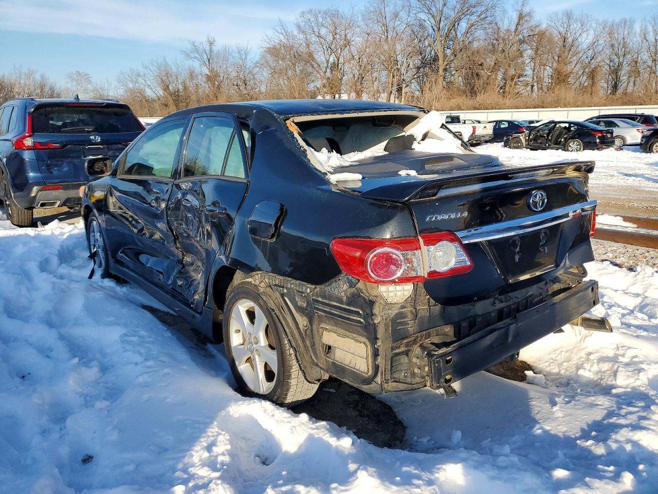 2013 TOYOTA COROLLA