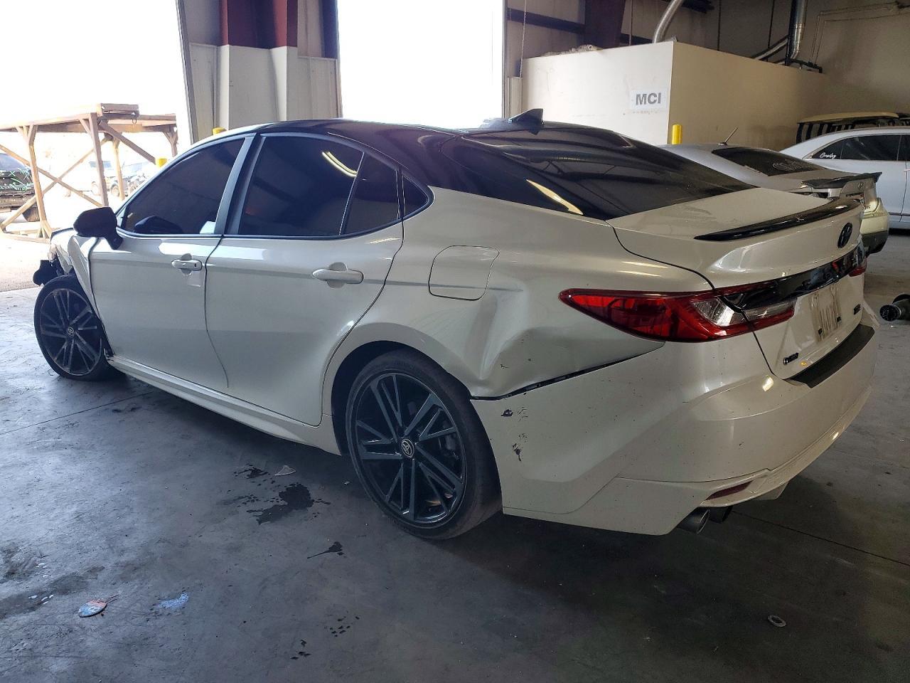 2025 TOYOTA CAMRY