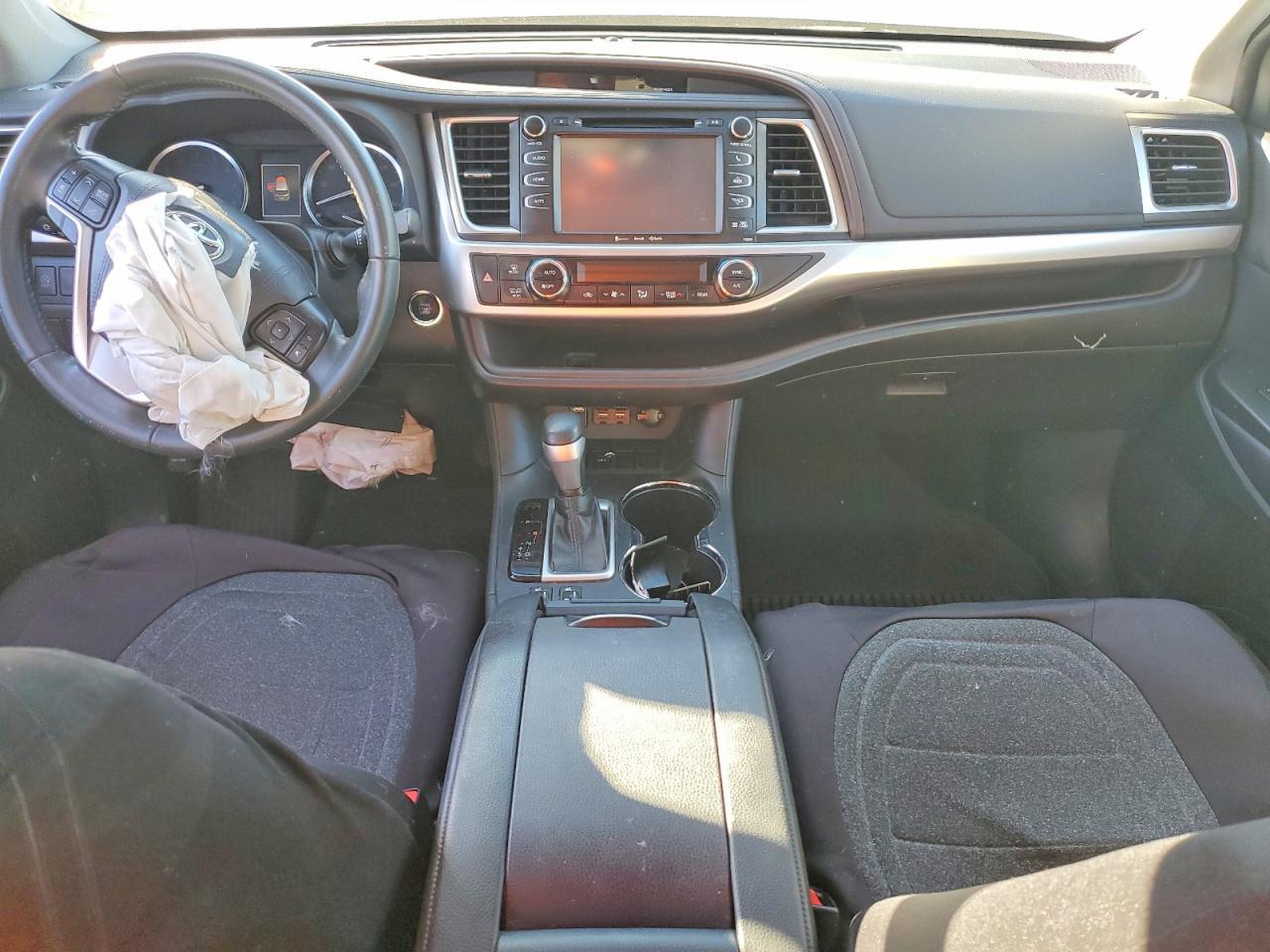 2019 TOYOTA HIGHLANDER