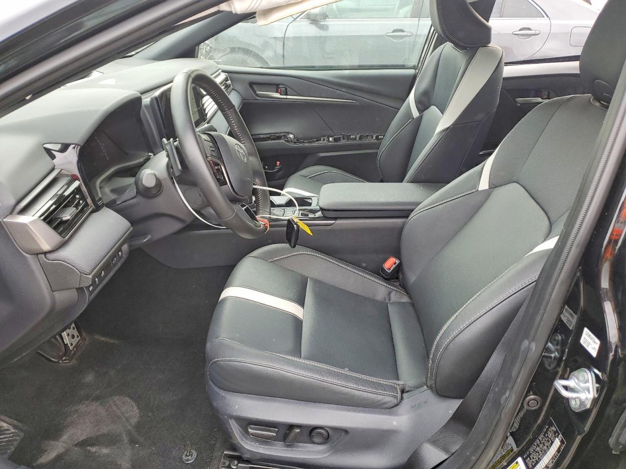 2026 TOYOTA CAMRY