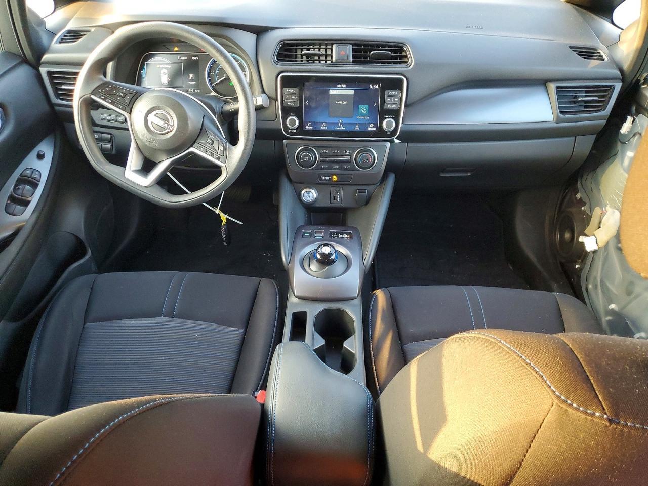 2023 NISSAN LEAF