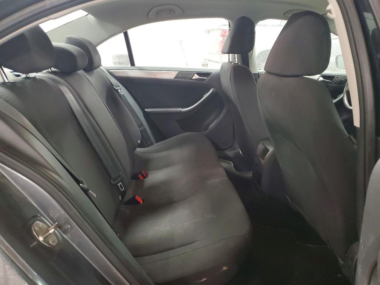 2016 VOLKSWAGEN JETTA