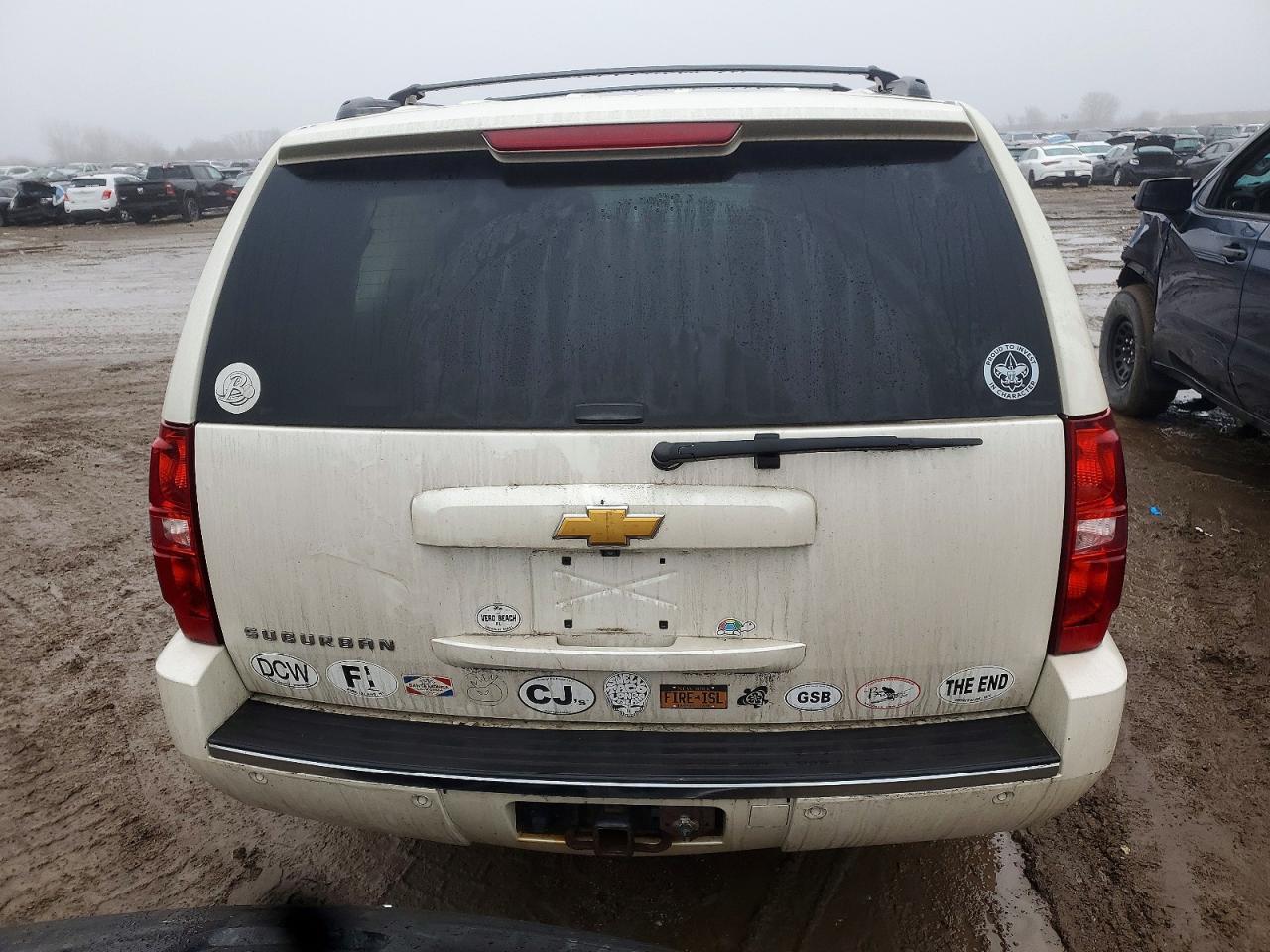 2014 CHEVROLET Suburban