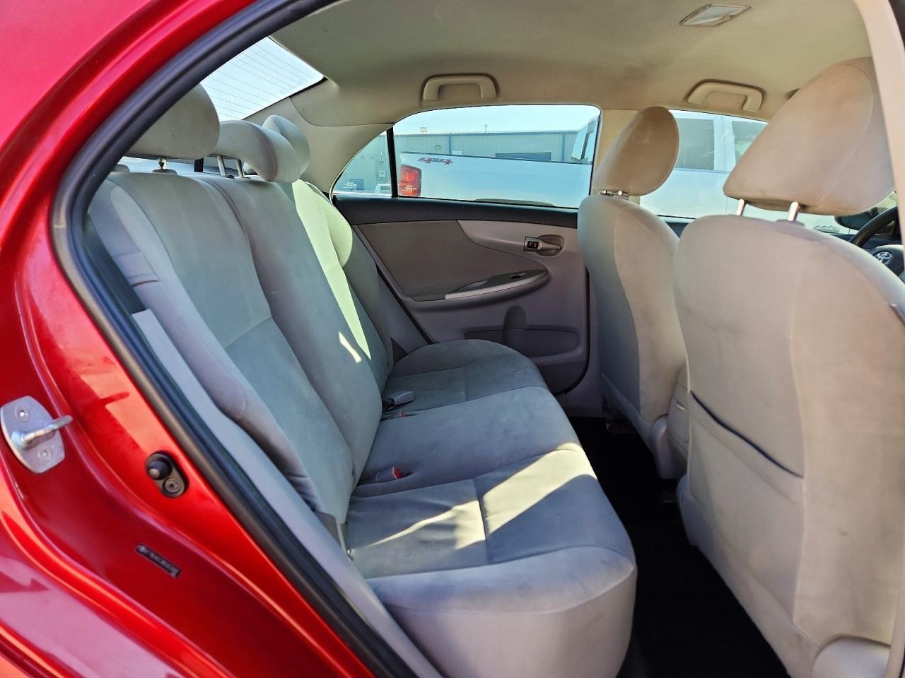 2011 TOYOTA COROLLA