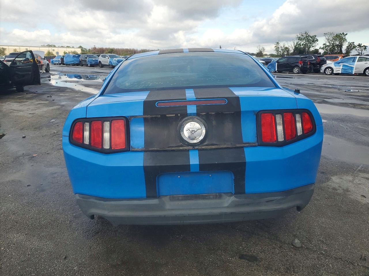 2012 FORD MUSTANG