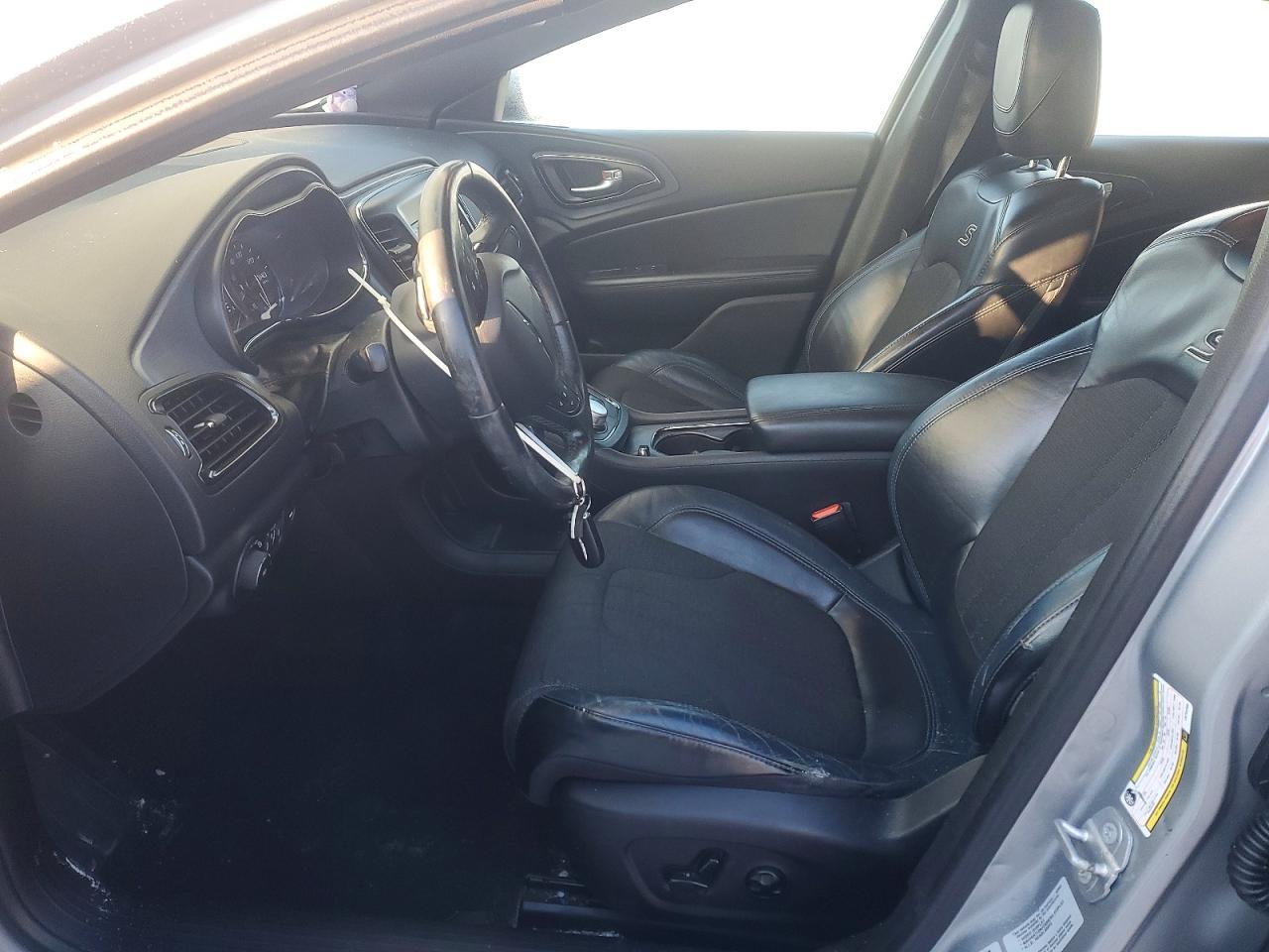 2015 CHRYSLER 200