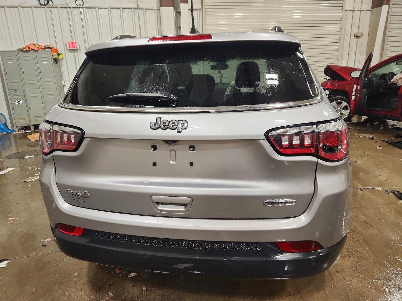2020 JEEP Compass