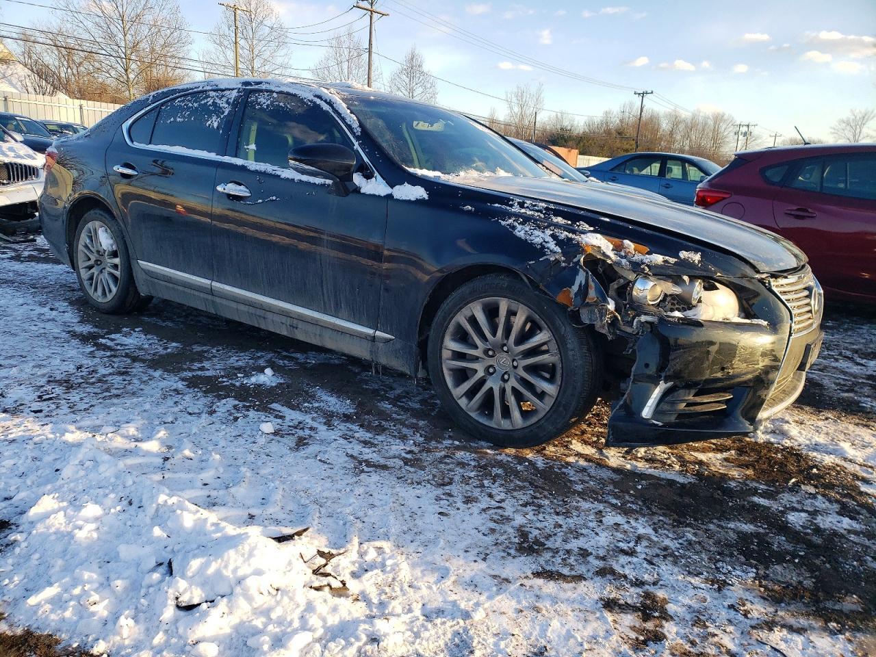 2013 LEXUS LS 460