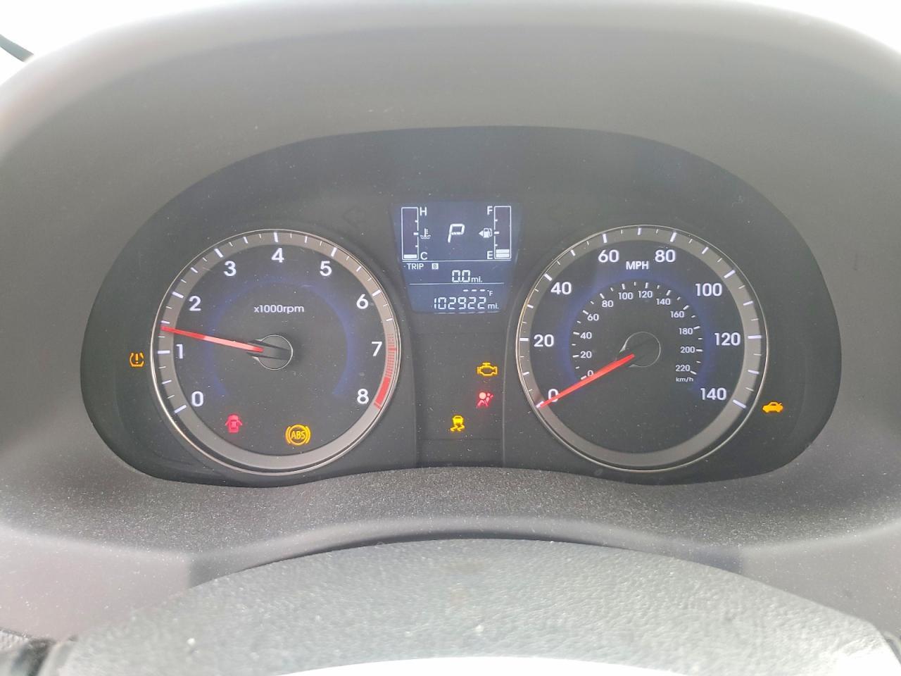 2016 HYUNDAI ACCENT