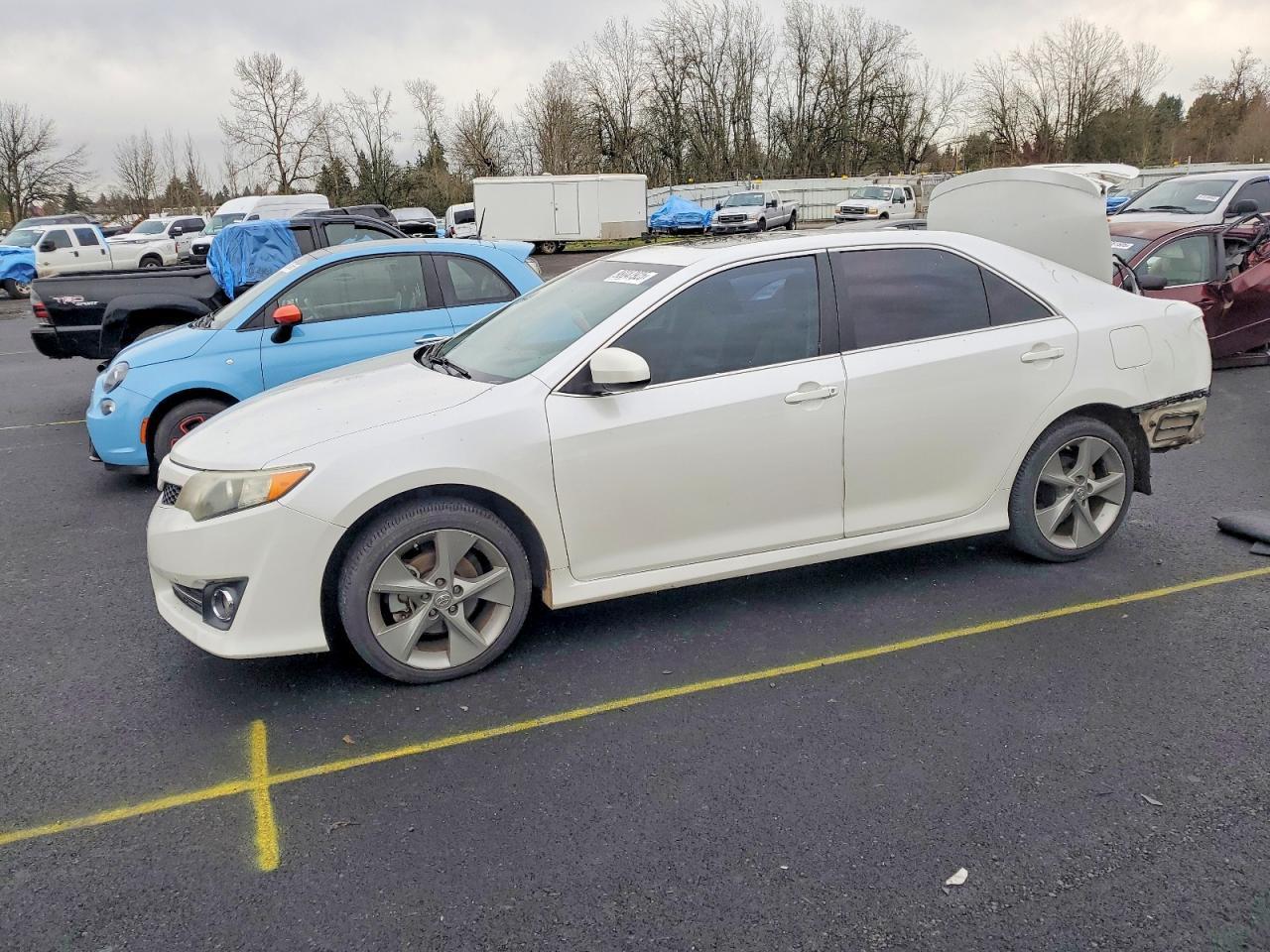 2012 TOYOTA CAMRY