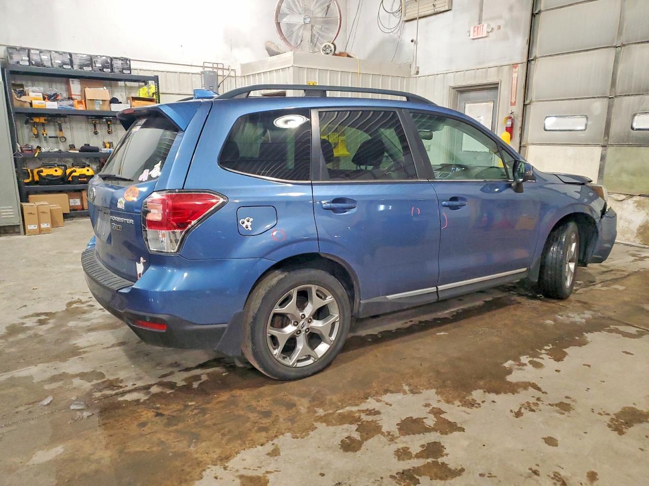 2018 SUBARU FORESTER