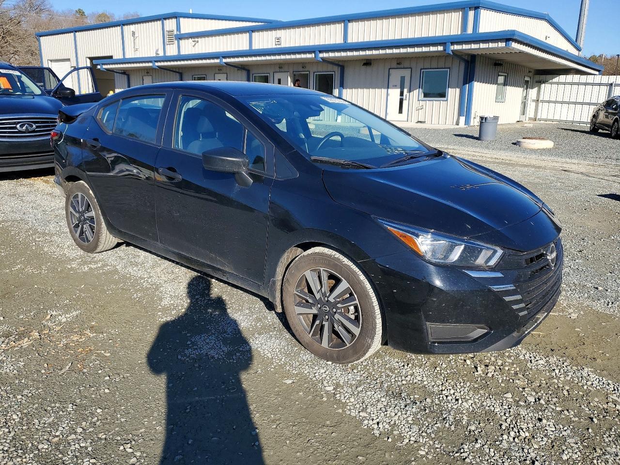 2024 NISSAN VERSA