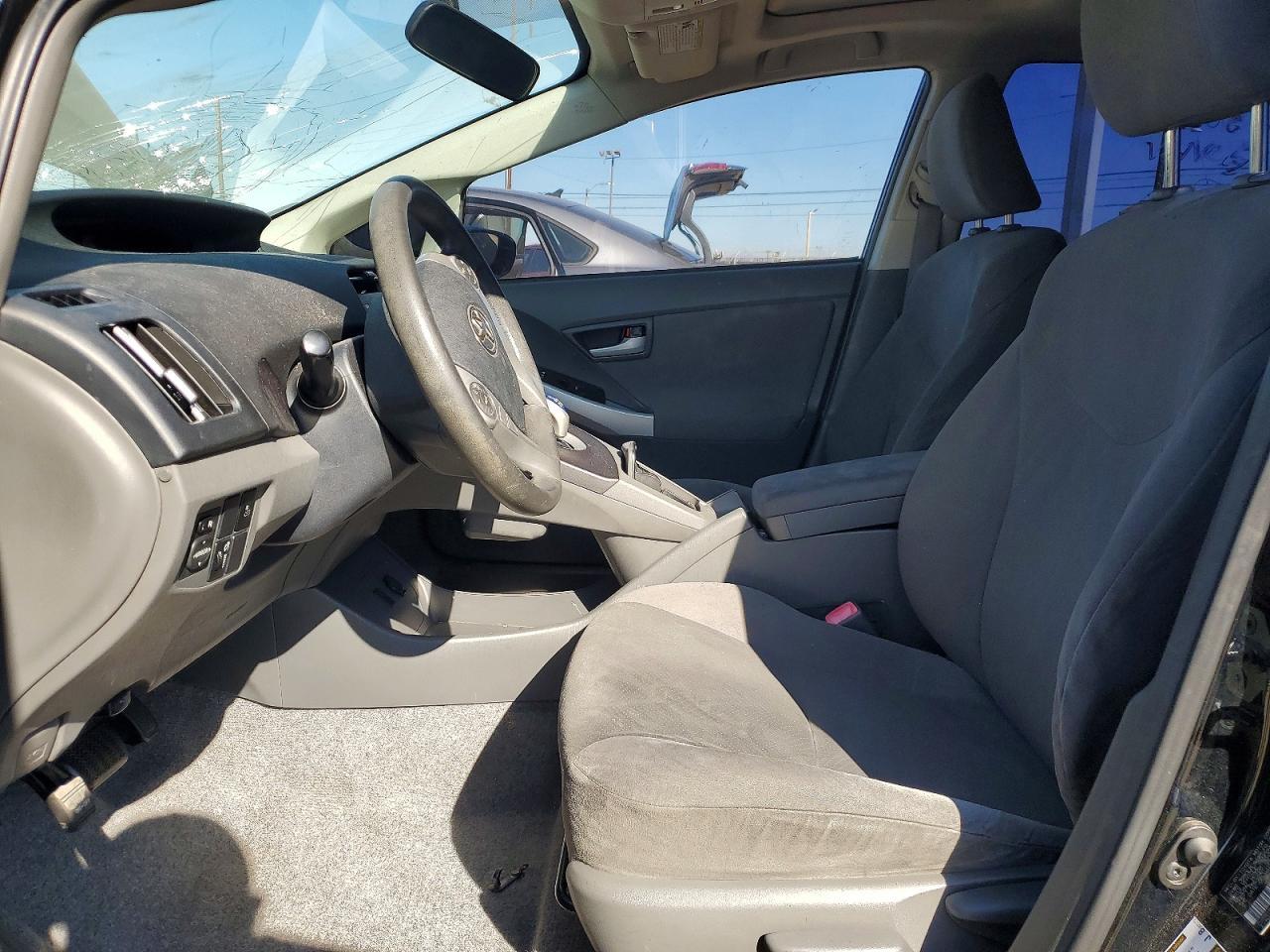 2011 TOYOTA PRIUS