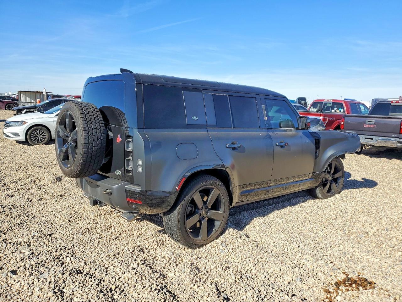 2023 LAND ROVER Defender